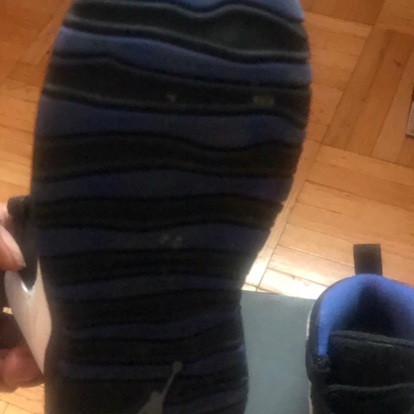 Toddlers Retro Jordan - Picture 2 of 5